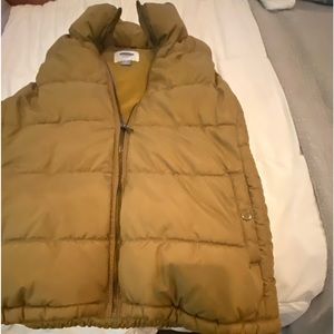 Old Navy Puffer Vest, Gold/Mustard, size petite small